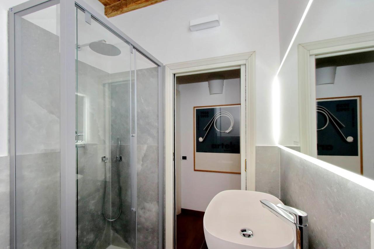Apartmán Ych-Farnese Charme Řím Exteriér fotografie