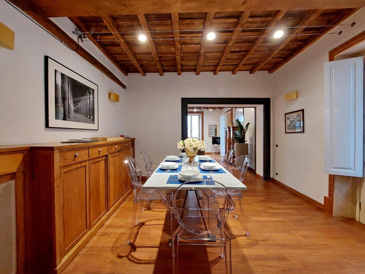Apartmán Ych-Farnese Charme Řím Exteriér fotografie