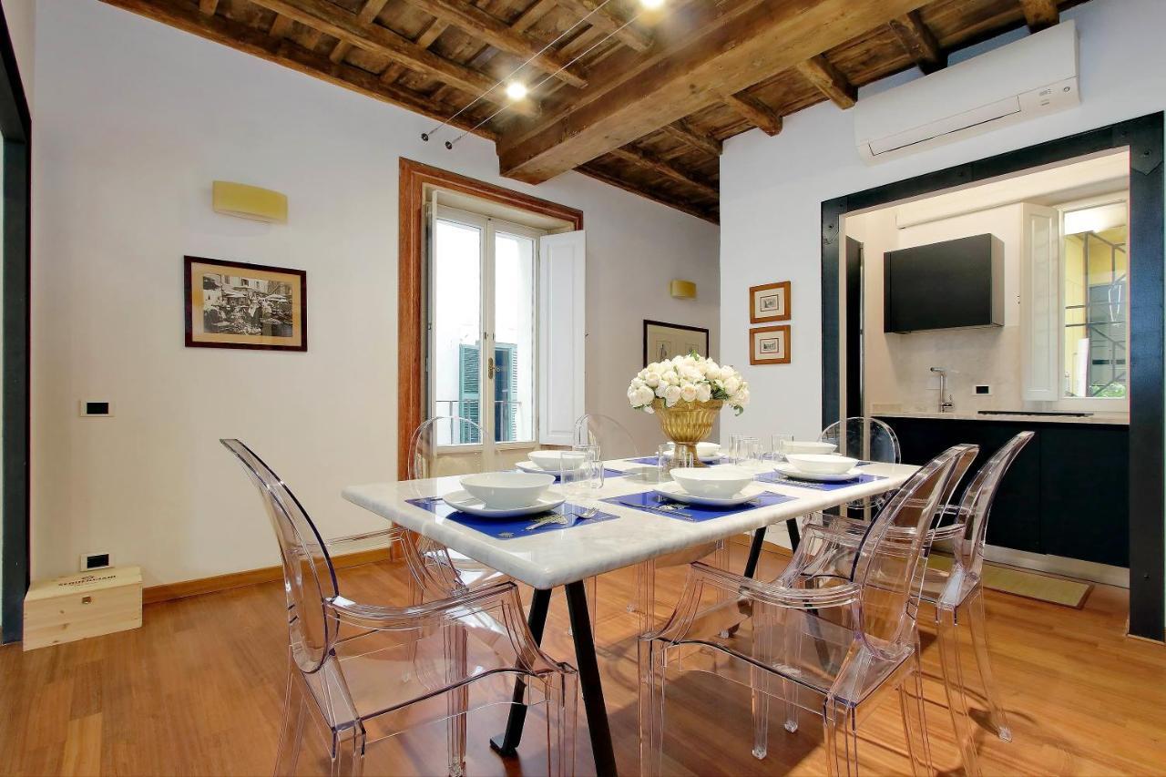 Apartmán Ych-Farnese Charme Řím Exteriér fotografie