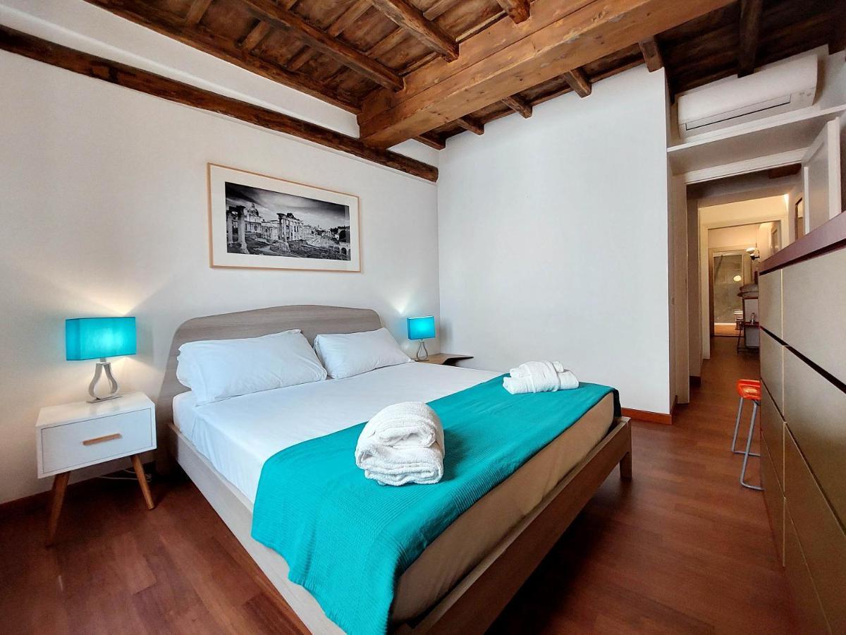 Apartmán Ych-Farnese Charme Řím Exteriér fotografie